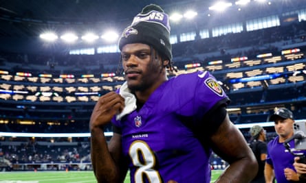 Lamar Jackson and the Ravens left Arlington with a victory on Sunday.