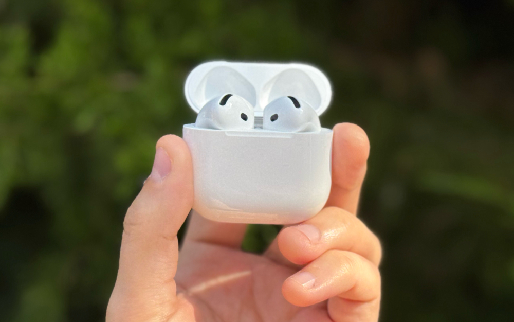  AirPods 4 with Active Noise Cancellation in the hand.