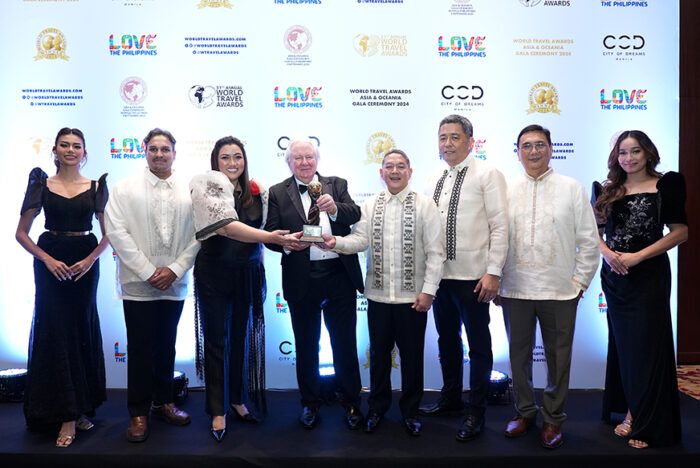 2nd from left: Avinash Menon, Cluster General Manager (CGM) for Cebu and Iloilo, Cleofe Albiso, Managing Director, Graham Cooke, Founder of World Travel Awards, Arturo Boncato Jr., Group General Manager, Socrates Alvaro, CGM for Boracay, Mario Justo Jr., CGM the National Capital+.