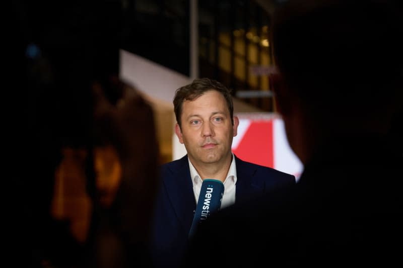 Lars Klingbeil, chairman of the Social Democratic Party (SPD), talks to media representatives in the Willy Brandt House after the first projections of the state election in Brandenburg. Annette Riedl/dpa