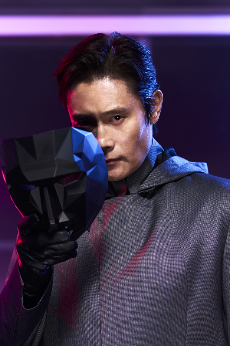 Lee Byung-hun portraying Front Man.